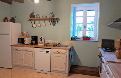 Thedirac House | Family home near major tourist attractions