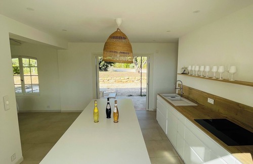 Evenos House | Family home near the sea