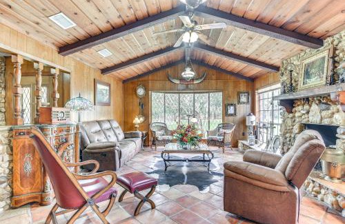 Manvel House | Family Home on 30 Acres in Manvel!