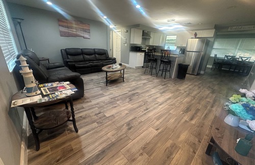 New Port Richey House | Family Home