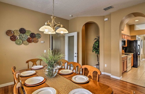 West Haven House | Family Home w/Pool & Patio -15 Mins to Disney