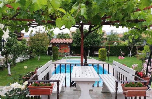 Ognyanovo Hotel | Family hotel Gradina