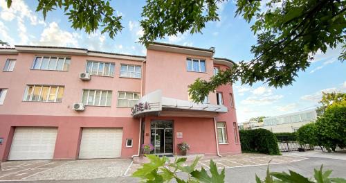 Letnitsa Hotel | Family Hotel Mania