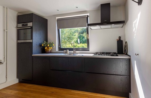Wolphaartsdijk House | Family house, close to the beach and Lake Veere, garden where children can play