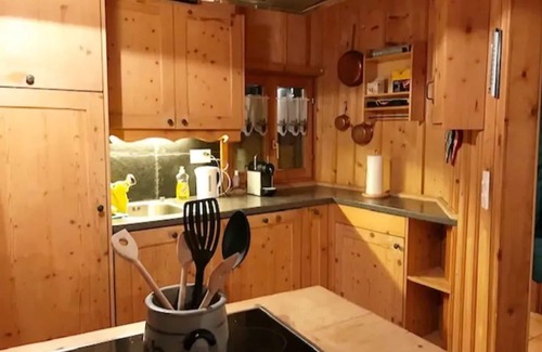 Orsieres Ski Chalet | Family mountain chalet. - Le Biolley 2