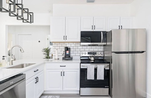 Lakeland House | Family & Pet Friendly Home near TigerTown & Downtown Lakeland