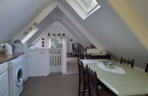 Aymestrey Cabin | Family/pet-friendly woodland retreat in Mortimer Country near historic Ludlow