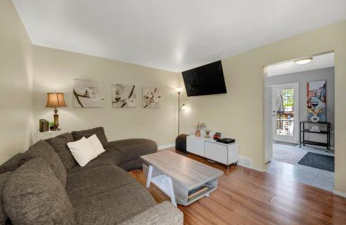 Montgomery House | Family Playhouse