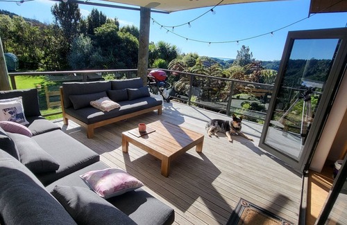 Waitao House | Family Retreat with Stunning Ocean Views, Surrounded by Native Bush & Bird Song