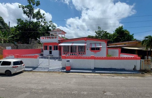 Port Morant House | Family Reunions Holiday 4 Bedrooms, 5 Beds Rentals in St Thomas,jamaica