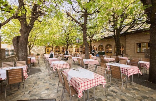 City Centre Salzburg House | Family room, breakfast, non refundable rate - Hotel IMLAUER & Bräu