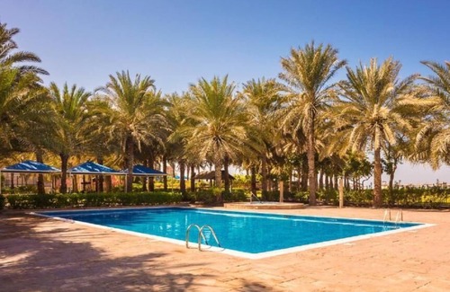 Beach & Coast Apartment | Family Room Near Sharjah Beach