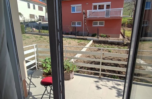 Canton 10 Apartment | Family sized condo with huge sunny terasse near center of Livno