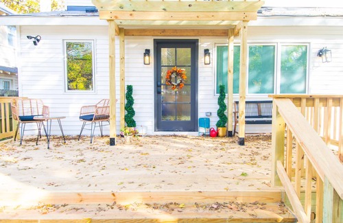 Downtown Little Rock House | Family-sized Historic Sallie Peay House! 10 mins walk to Children's Hospital!