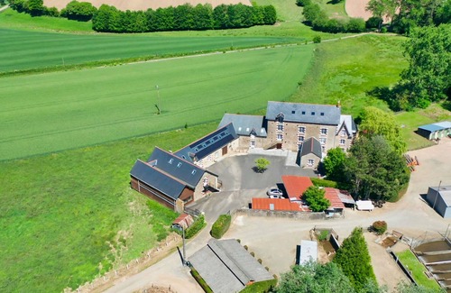 Desertines House | Family sized Holiday Home | 5 beds | Heated Pool | Gym | Games room | No pets