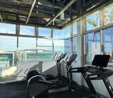 Downtown Kota Kinabalu Apartment | Family Stay at Sutera Avenue,Near IMAGO Mall