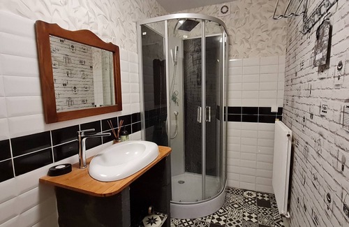 Richecourt Bed & Breakfast | Family Suite with Well-being Services Near Lake Madine