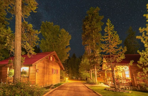 Lake Louise Cabin | Family Superior Two Bedroom Cabin