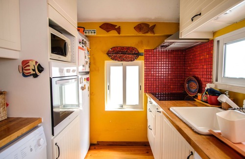 Nazare Apartment | Family T3 Duplex with Terrace, Central 3 min. from beach.