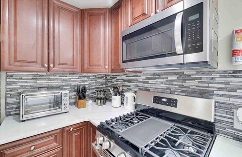 Pocono Summit House | Family Time, Game Room, Hot Tub, Fire Pit