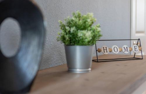 Davenport House | Family Townhome with Themed Rooms