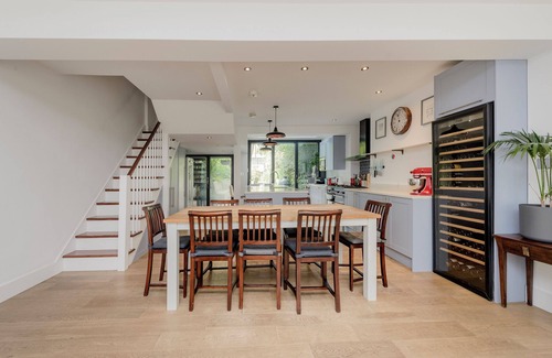 Highbury House | Family Townhouse, by Veeve