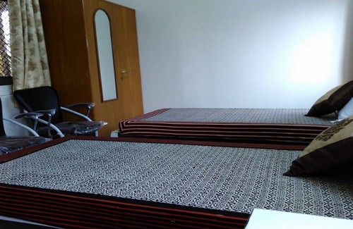 Durgapura House | Family Twin Room near Jawahar Circle Garden