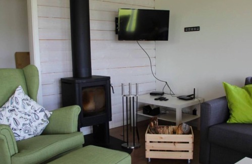 Svardsjo House | Family vacation directly at the lake