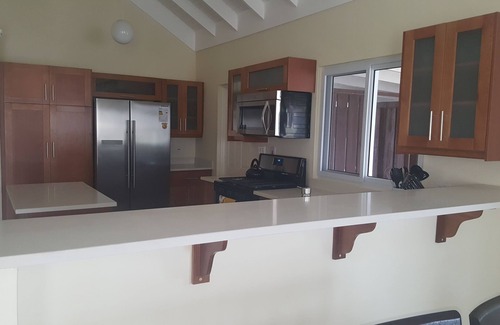 St. Ann's Bay Villa | Family Vacation Home - Great location near major attractions