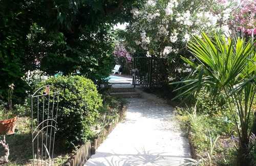 Lodeve Apartment | Family vacation in the sun WEEKLY RENTALS IN SUMMER: Saturday to Saturday