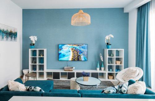 Mina Al Arab Villa | Family vacation villa with private pool and access to beach