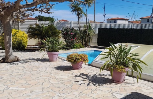 Claira Villa | Family vacation villa: T5-4bedroom-Pool-Clim and WiFi
