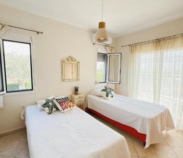 Milos Villa | Family villa