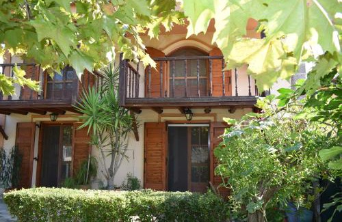 Oreoi Villa | Family Villa Kalypso