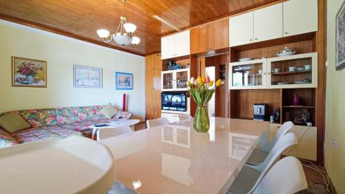 Promajna Villa | Family villa on the coast