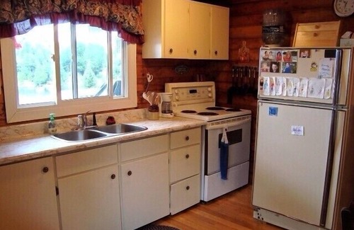 McKellar Cottage | Family Waterfront Cottage - McKellar, Ontario