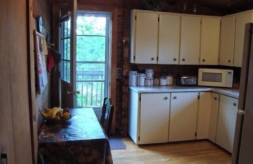 McKellar Cottage | Family Waterfront Cottage - McKellar, Ontario
