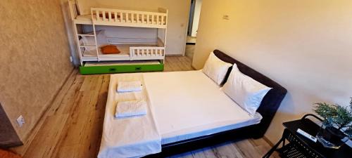 Iasi Apartment | Family2 City Center private Sauna & Parking