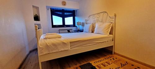 Iasi Apartment | Family2 City Center private Sauna & Parking
