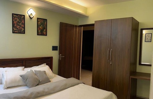 Shyam Nagar Apartment | FamJam Hospitality