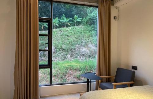 Jiedong District Cabin | FangYuan Taichi & Qigong Retreat