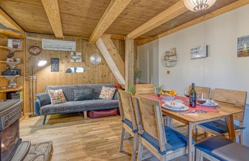 Kostel Ski Chalet | Fani's Riverside Cottage - Happy Rentals