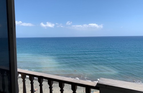 Playa del Aguila Apartment | Fantastic apartment right on the beach and with sea views