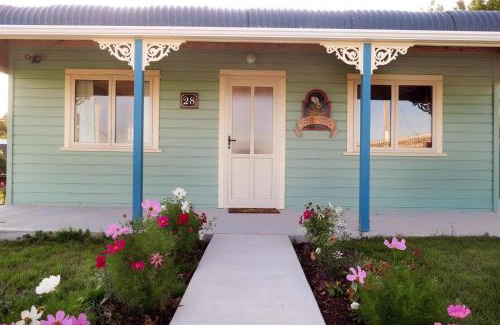 Oamaru Apartment | Fantail Cottage