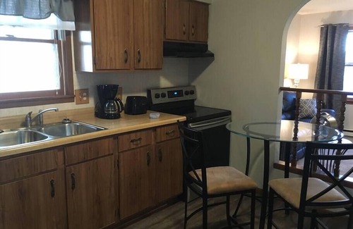 St. Joseph House | Fantastic 1-Bedroom Property In Great Location!