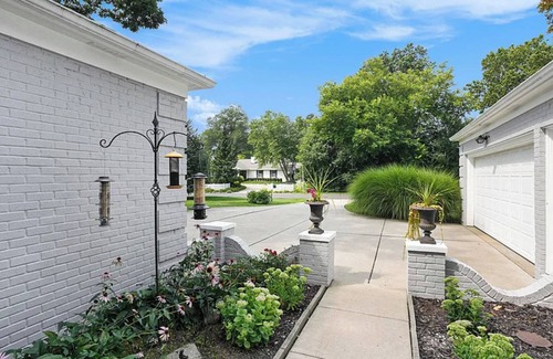 Reeds Lake House | Fantastic 3-bedroom house with AC in Grand Rapids
