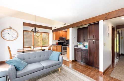 The Galena Territory House | Fantastic 3 Bedroom Getaway next to Lake Galena!