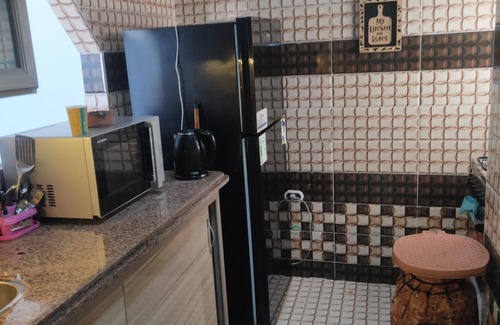 Al-'Amriyah Apartment | Fantastic condo with sea view