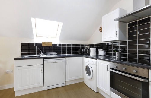 Newchapel Cottage | Fantastic couples escape to the country. Close to the coast in peaceful location