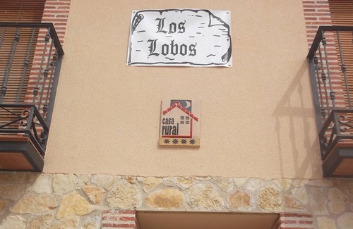 Sauquillo de Cabezas House | Fantastic rural house "Los Lobos"